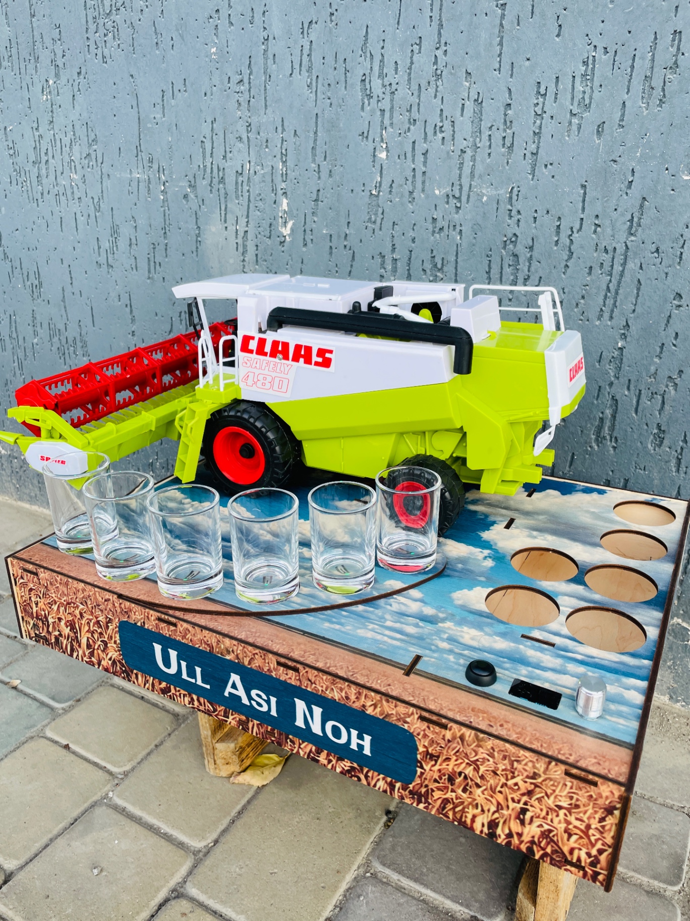 Claas kombajn – 6 čaša
